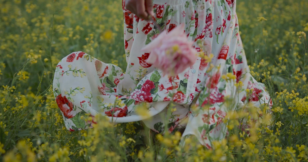 Sustainable Clothing Brand – Vanae